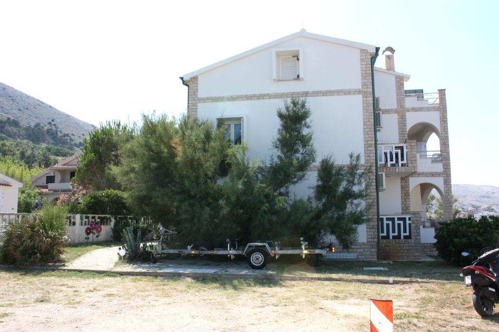 Apartments Tatjana Pag Buitenkant foto